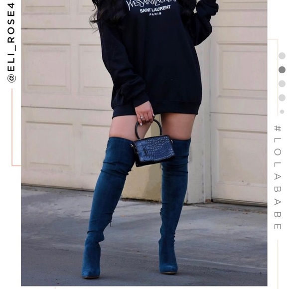 Boots - Picture 2 of 6